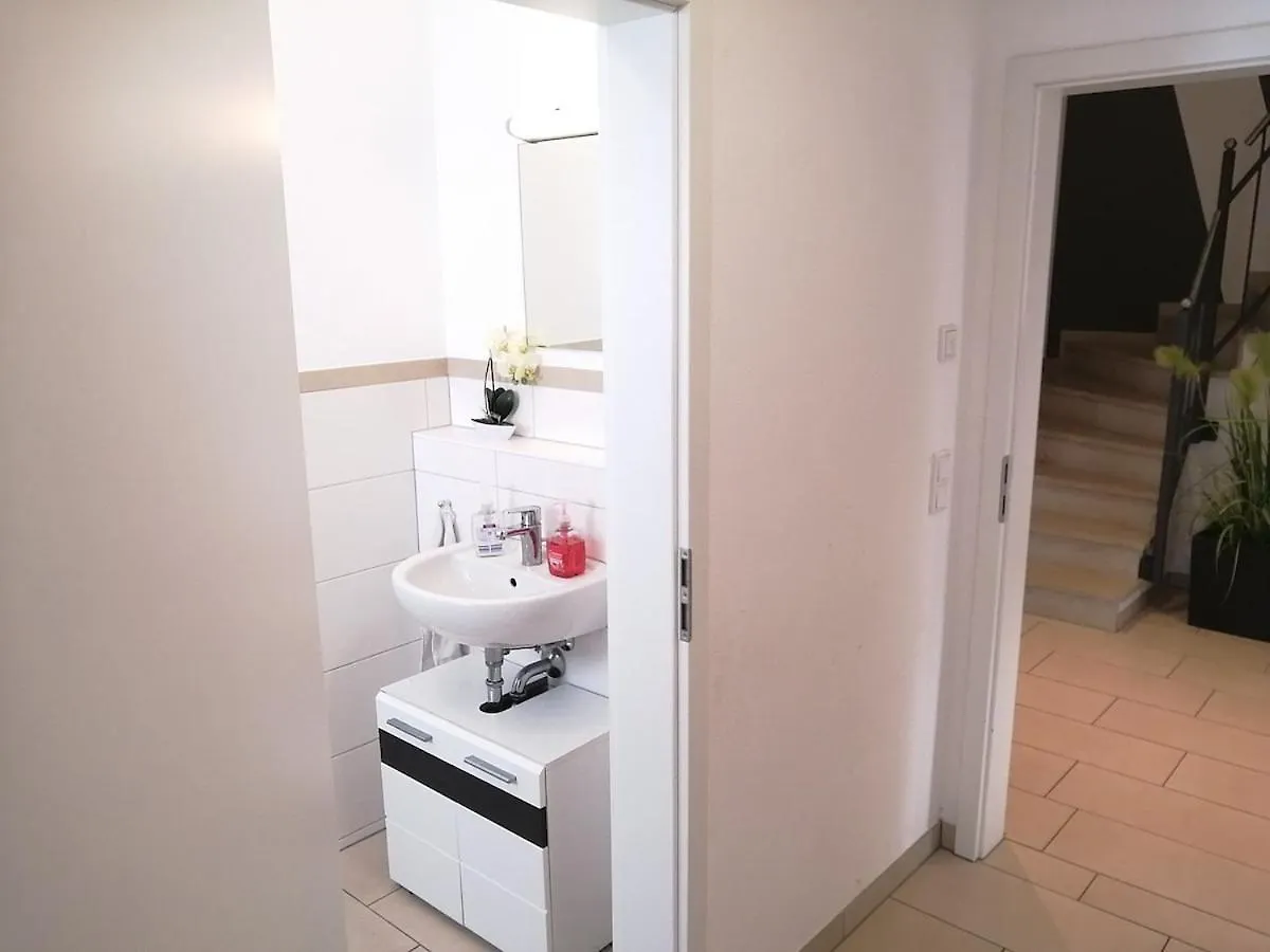 아파트 Comfortable Semi-Detached House Pörnbach